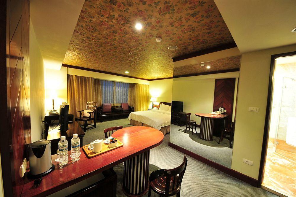 Beautiful Hotel Taipei Xindian Extérieur photo