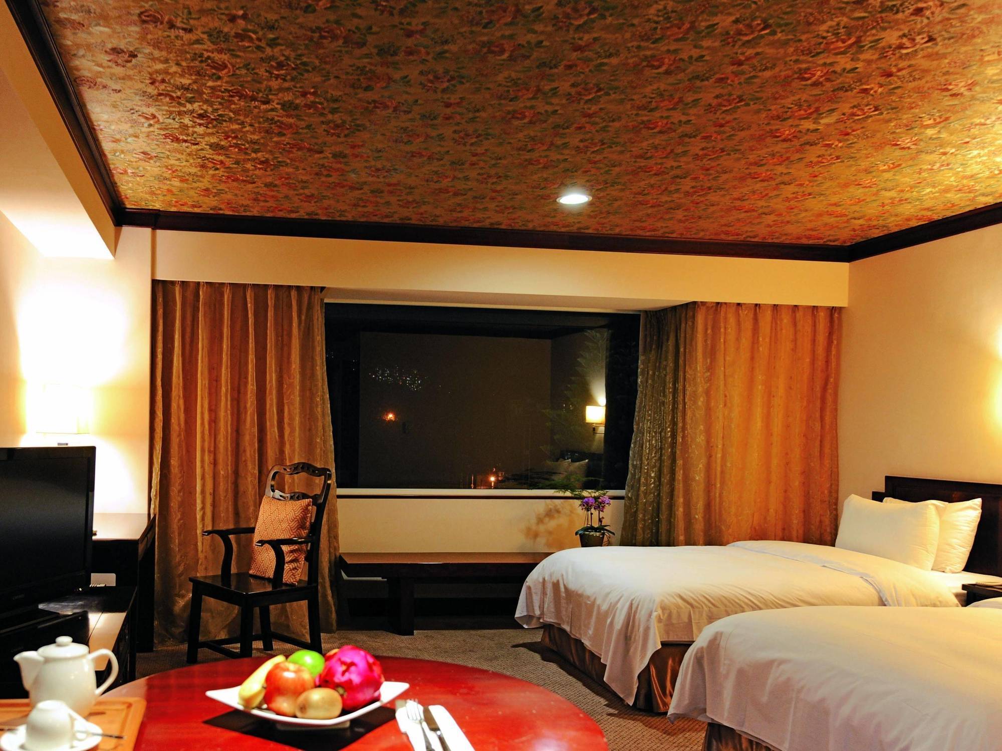 Beautiful Hotel Taipei Xindian Extérieur photo