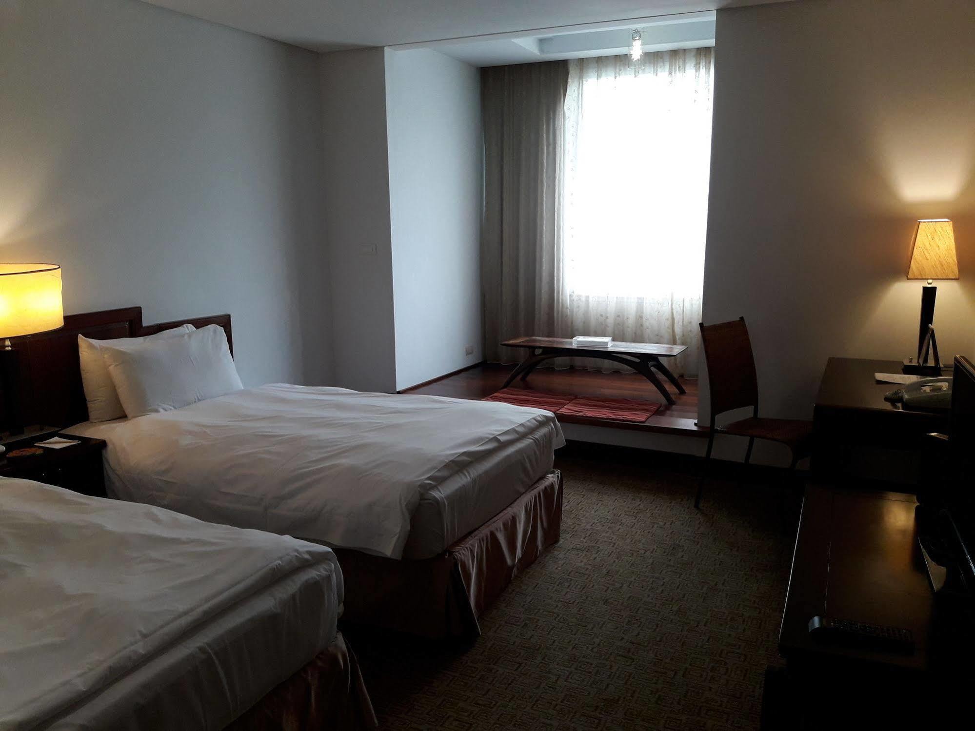 Beautiful Hotel Taipei Xindian Extérieur photo